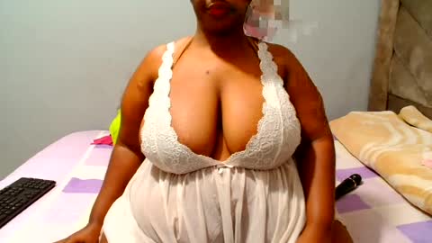 hips2sexy online show from 06/14/26, 09:00