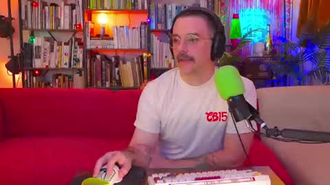 HipsterTrash Clark one half of Task Manager online show from 06/18/26, 02:54
