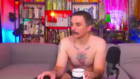 HipsterTrash Clark one half of Task Manager online show from 07/21/26, 07:11