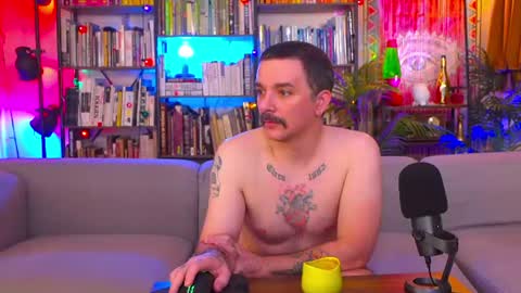 HipsterTrash Clark one half of Task Manager online show from 07/25/26, 08:01