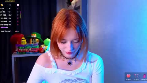 Ella online show from 10/06/25, 05:43