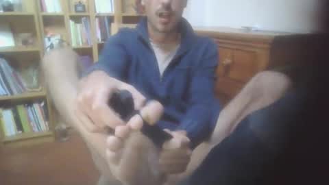 Snapshot of hitmenoww chatting on 11/05/25, 03:12 hitmenoww online show from 11/05/25, 03:12