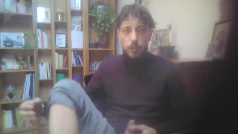 Snapshot of hitmenoww chatting on 03/23/26, 12:09 hitmenoww online show from 03/23/26, 12:09