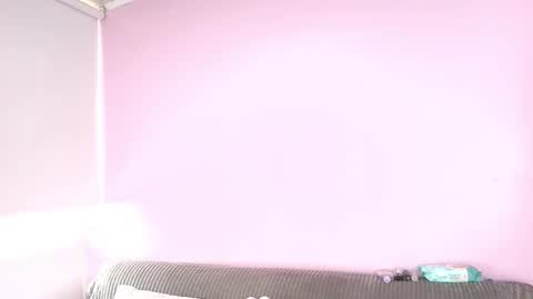 hiyakasudere_ online show from 11/06/25, 06:31