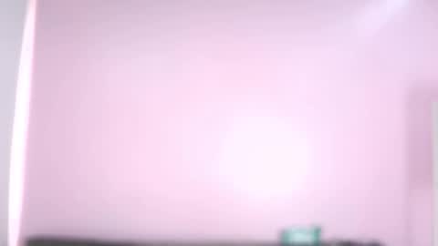 hiyakasudere_ online show from 11/21/25, 06:28