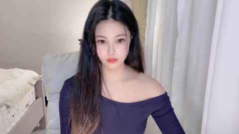 Snapshot of hkchengcheng chatting on 11/30/25, 02:54 hkchengcheng online show from 11/30/25, 02:54