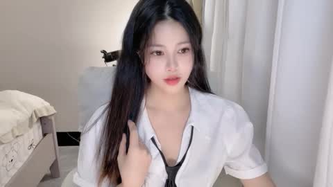 Snapshot of hkchengcheng chatting on 12/01/25, 04:34 hkchengcheng online show from 12/01/25, 04:34