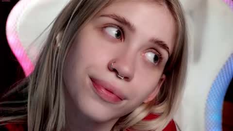 Holly online show from 10/16/25, 07:15