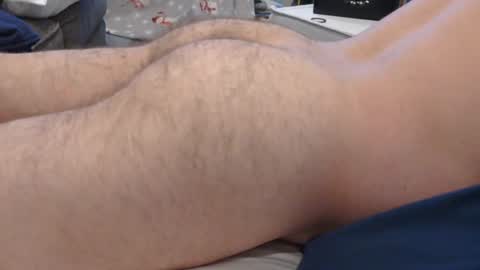 Snapshot of hockeyjock17 chatting on 03/20/26, 01:43 hockeyjock17 online show from 03/20/26, 01:43