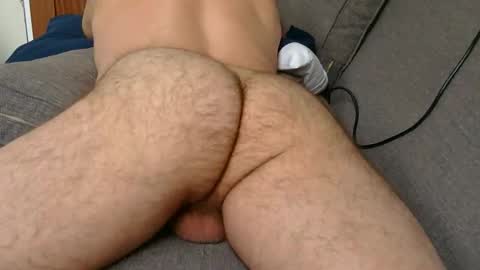 Snapshot of hockeyjock17 chatting on 04/25/26, 05:32 hockeyjock17 online show from 04/25/26, 05:32