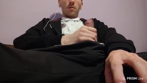 Hocthus -  online show from 02/04/25, 05:55