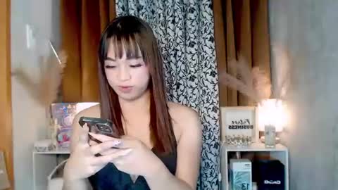 hoelymarie online show from 06/25/26, 02:11
