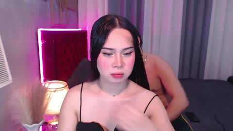 Snapshot of hoelymolly chatting on 11/12/25, 08:59 hoelymolly online show from 11/12/25, 08:59