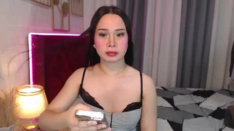 hoelymolly online show from 02/18/26, 09:38