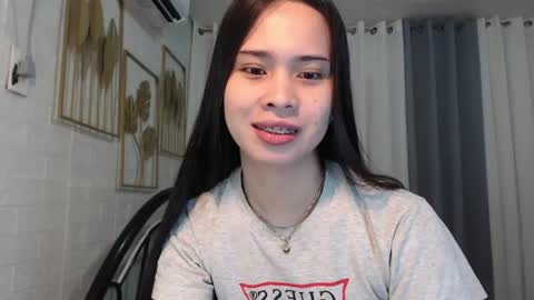 hoelymolly online show from 06/10/26, 07:18