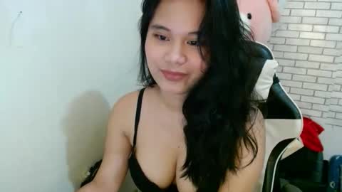 Snapshot of hoelyzhuxinn chatting on 03/05/26, 02:24 Zhuxinn3 online show from 03/05/26, 02:24