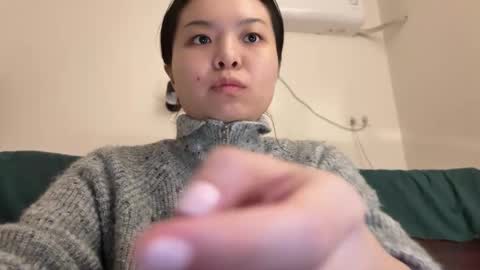 Snapshot of hola_sunflower chatting on 11/01/25, 02:19 amy online show from 11/01/25, 02:19