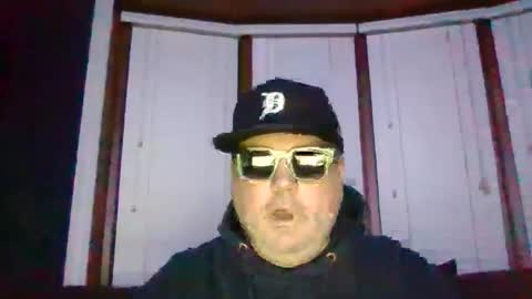 holden_minutz online show from 11/26/25, 08:48