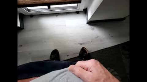 Snapshot of holger_man chatting on 03/01/25, 07:51 holger_man online show from 03/01/25, 07:51