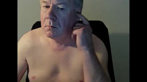 Holger online show from 02/13/25, 09:41