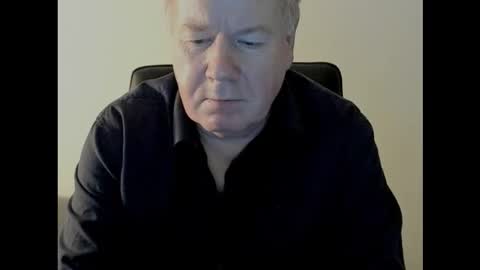 Holger online show from 10/22/25, 02:06