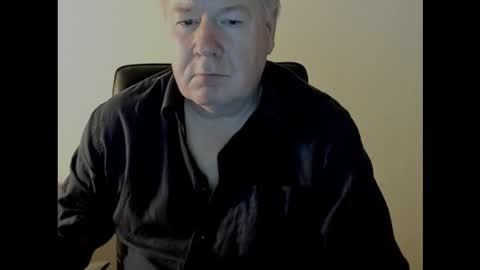 Holger online show from 10/26/25, 03:18