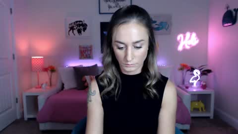 Holi Hurricane online show from 11/08/25, 04:12