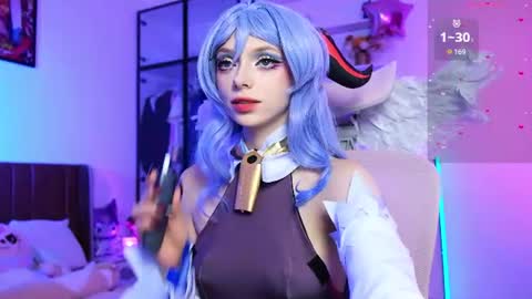 Holli online show from 06/27/26, 01:17