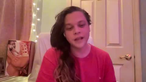 Snapshot of holly23hopefull chatting on 12/17/24, 03:17 Hollys Drive threw Side Of CB. online show from 12/17/24, 03:17