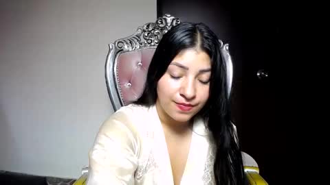 holly online show from 02/01/25, 12:16