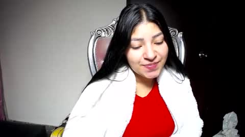 holly online show from 02/15/25, 09:27