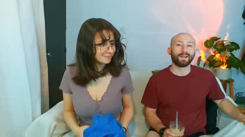 Snapshot of holly_and_honey_69 chatting on 07/10/26, 11:18 Holly and Honey online show from 07/10/26, 11:18