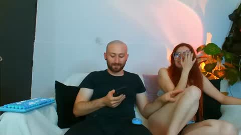 Snapshot of holly_and_honey_69 chatting on 07/30/26, 10:09 Holly and Honey online show from 07/30/26, 10:09