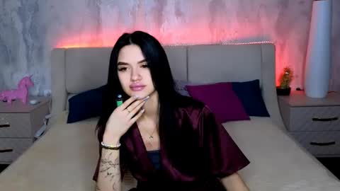 Holly online show from 05/13/26, 12:41