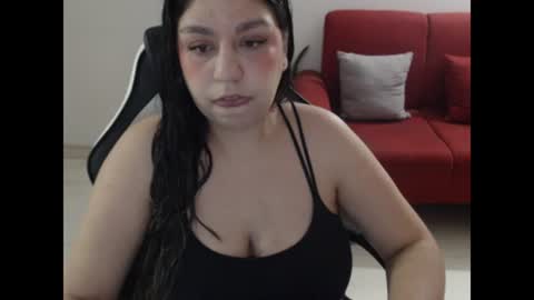 Itzel online show from 07/27/26, 02:18
