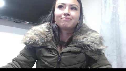Snapshot of holly_rose69 chatting on 02/18/26, 01:12 Holly online show from 02/18/26, 01:12