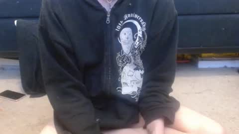 Holly Hawkes online show from 12/22/24, 09:42