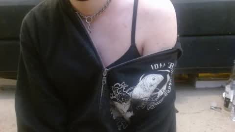 Holly Hawkes online show from 12/24/24, 06:50