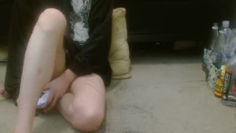 Holly Hawkes online show from 09/18/25, 01:40