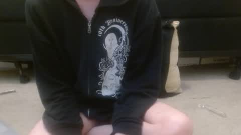 Holly Hawkes online show from 09/21/25, 01:18