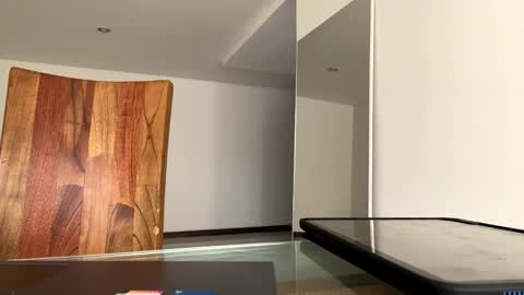 Snapshot of hollykoff chatting on 01/24/25, 06:35 space online show from 01/24/25, 06:35