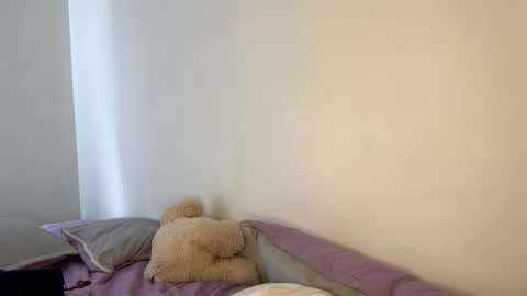 Snapshot of hollykoff chatting on 10/07/25, 05:21 space online show from 10/07/25, 05:21