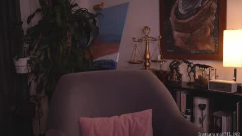 Holly Linder online show from 09/24/25, 02:04