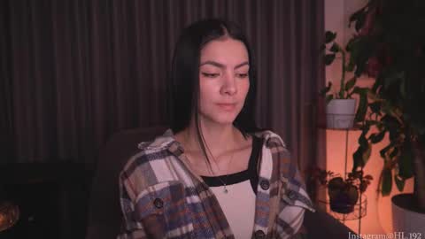 Holly Linder online show from 10/12/25, 02:10