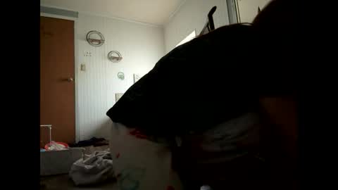 Snapshot of hollyquinniscute chatting on 12/13/25, 10:15 Brat online show from 12/13/25, 10:15