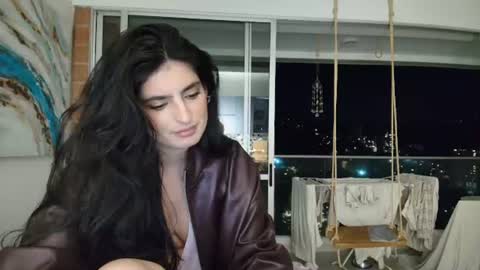 hollyshit_ online show from 06/14/26, 02:24