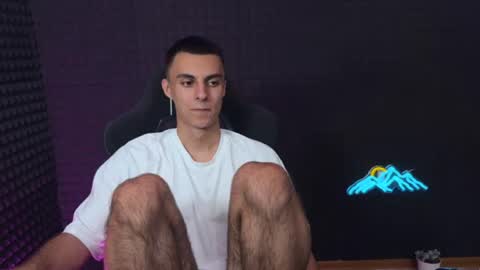 Hols online show from 07/28/26, 06:42