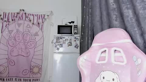 Snapshot of holy420loly chatting on 09/12/25, 05:02 Ho Lee Sheet online show from 09/12/25, 05:02