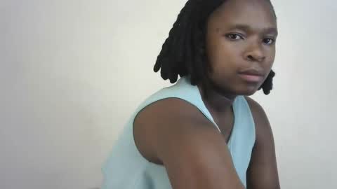 Snapshot of holy_ebony chatting on 04/14/26, 11:00 holy_ebony online show from 04/14/26, 11:00