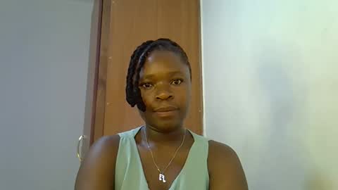 Snapshot of holy_ebony chatting on 05/07/26, 05:24 holy_ebony online show from 05/07/26, 05:24